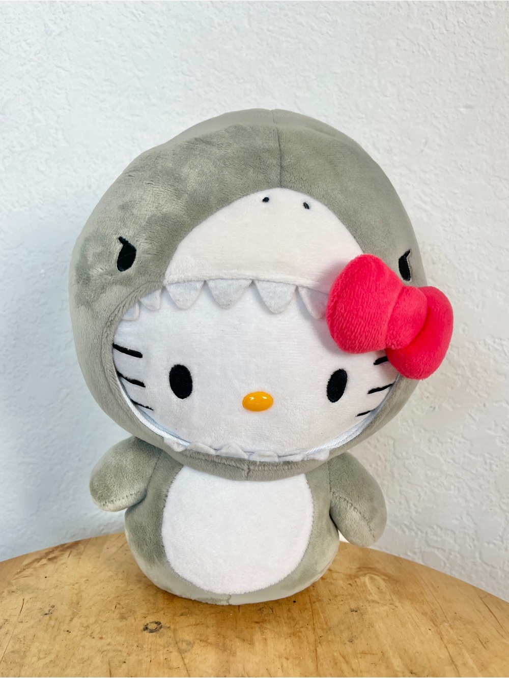Universal Studios Exclusive Jaws Hello Kitty Plush